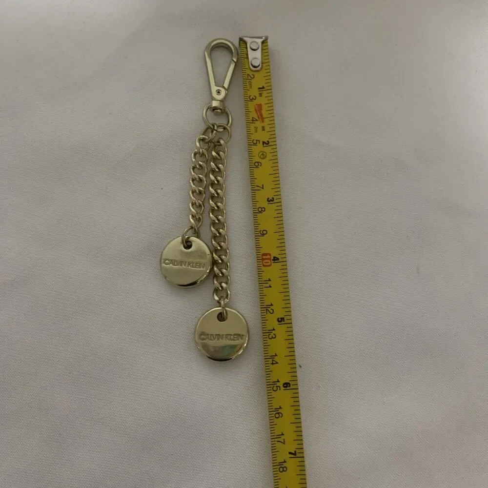 CALVIN KLEIN Goldtone Metal Logo Charms on Chain Purse Clip.  E 404 - Picture 5 of 7